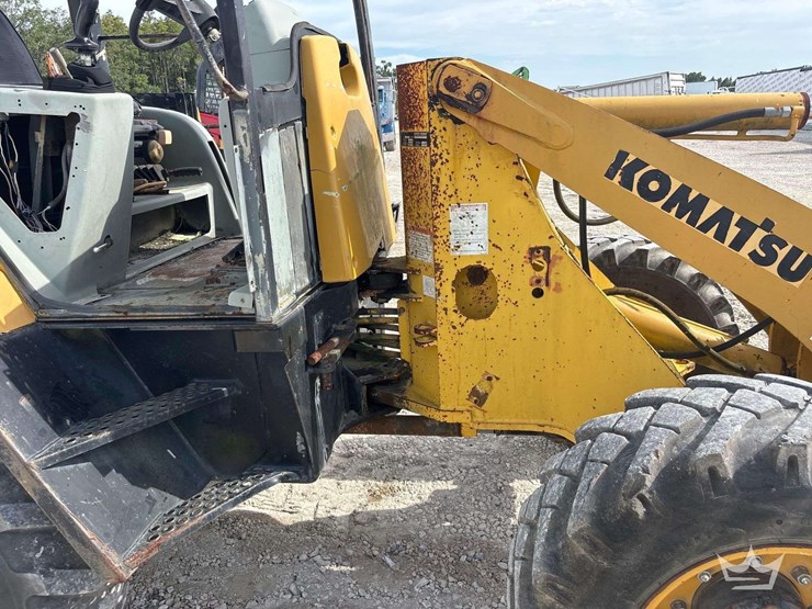 komatsu-wa75-3-image-21