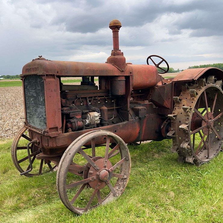 McCormick Deering WK-40
