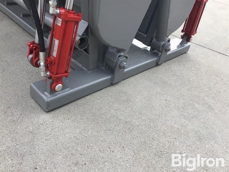 2026-bowman-2800-medium-duty-hydraulic-squeeze/head-cattle-chute-image-15
