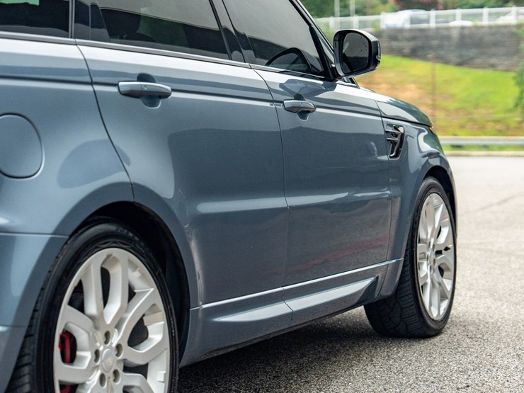 2022-land-rover-range-rover-image-33