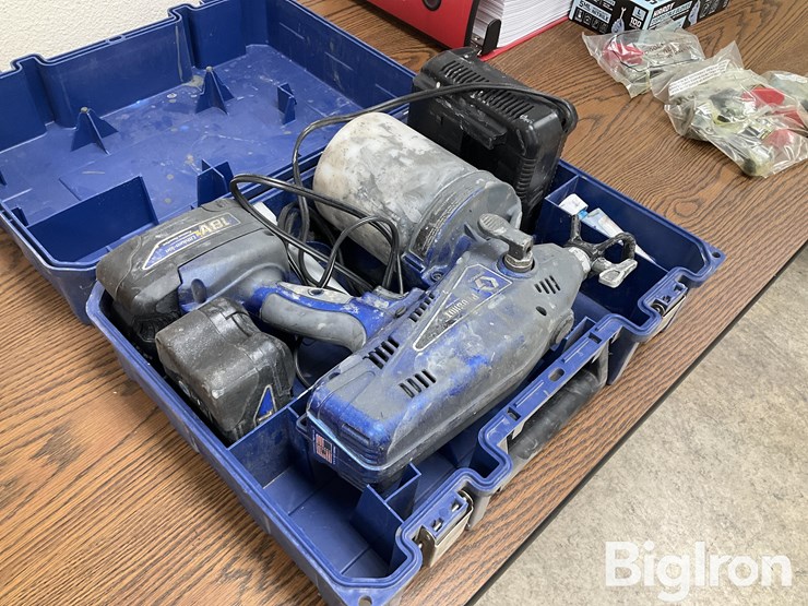 graco-cordless-spray-paint-gun-image-3