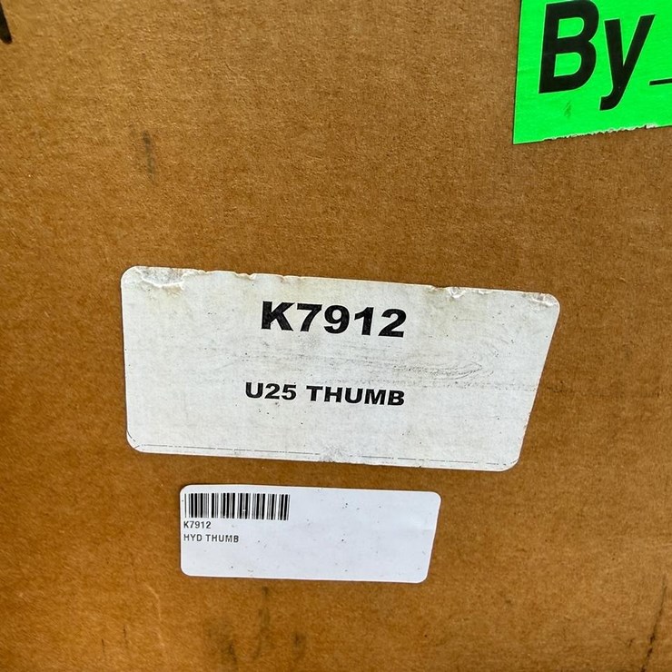 KUBOTA U25