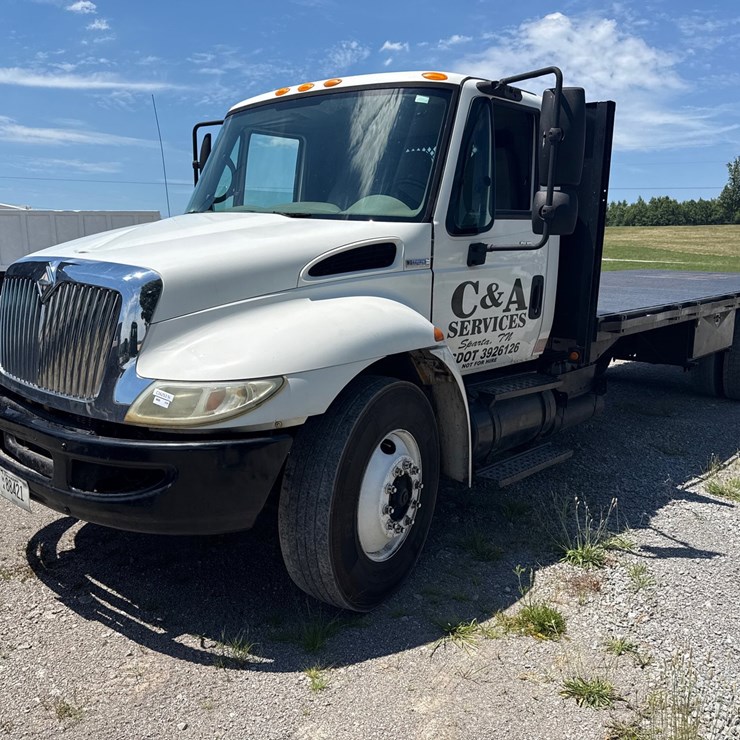 2008 INTERNATIONAL DURASTAR 4300