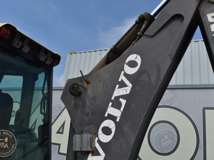 2007-volvo-bl70-image-40