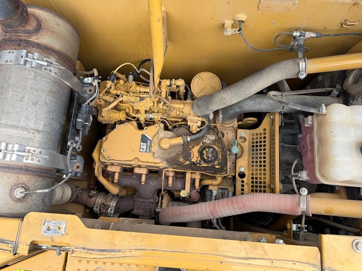 2014-caterpillar-312e-image-16