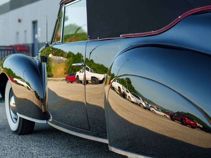 #112-•-offered-at-no-reserve-|-1940-lincoln-zephyr-continental-convertible-image-22