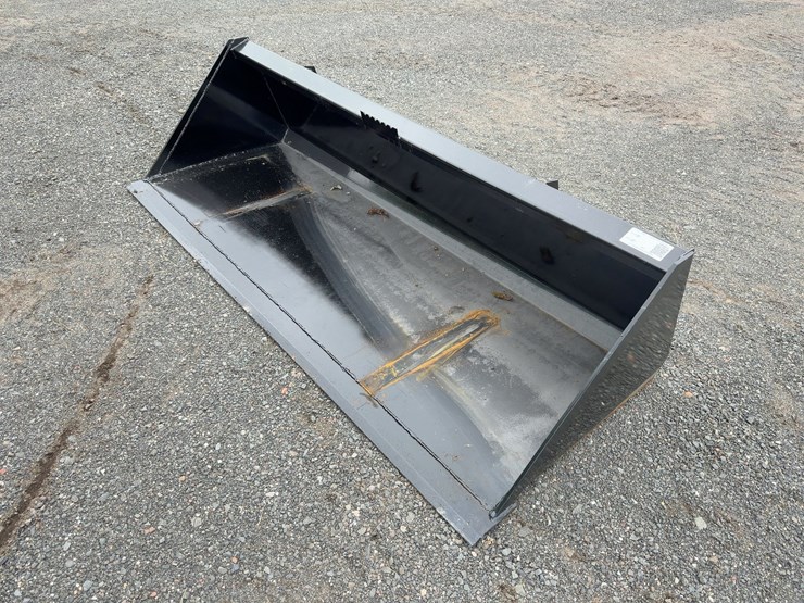 78"-gp-bucket-image-1