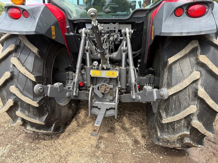 2020-massey-ferguson-4710-image-13