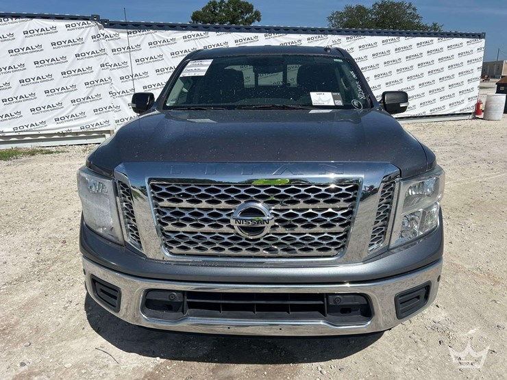 2018-nissan-titan-image-25