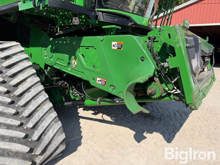 2023-john-deere-x9-1000-image-15