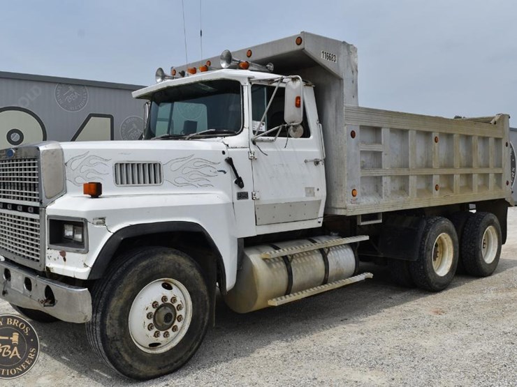 1986-ford-ltl9000-image-81