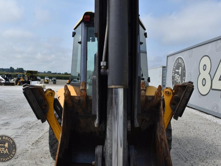2007-volvo-bl70-image-38