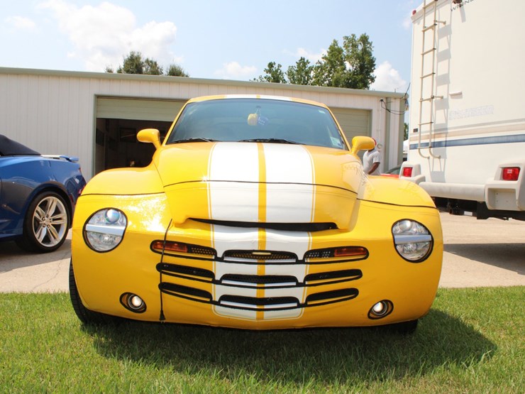 #135-•-offered-at-no-reserve-|-2005-chevrolet-ssr-image-6