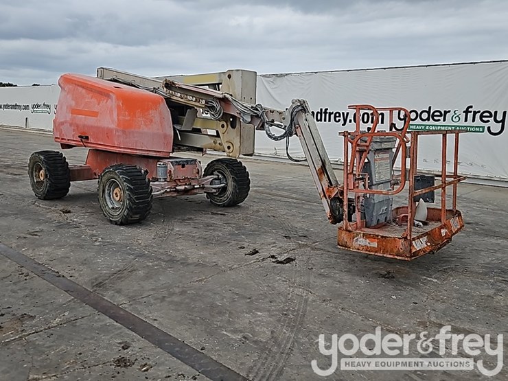 2017-jlg-450aj-image-3