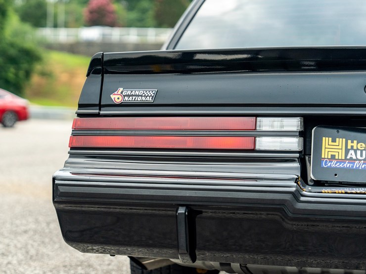 #113-•-1987-buick-grand-national-image-13