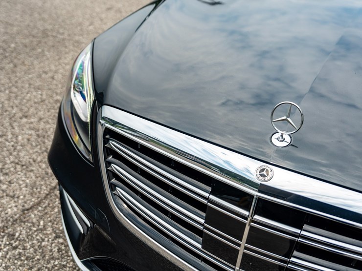 #103-•-2020-mercedes-benz-s560-sedan-image-17