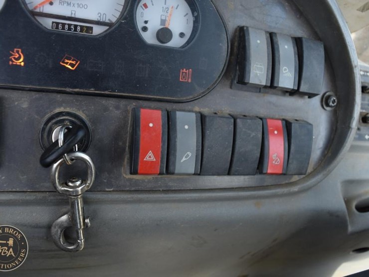 2007-volvo-bl70-image-62