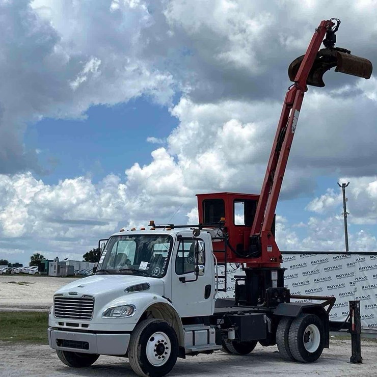 2018 FREIGHTLINER M2 106