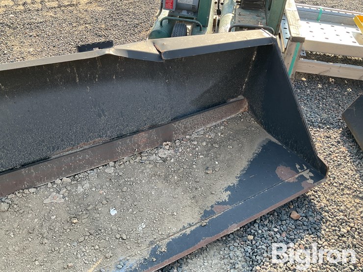 skid-steer-bucket-image-9