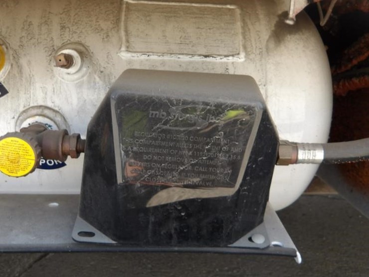 2021-ford-e450-image-19