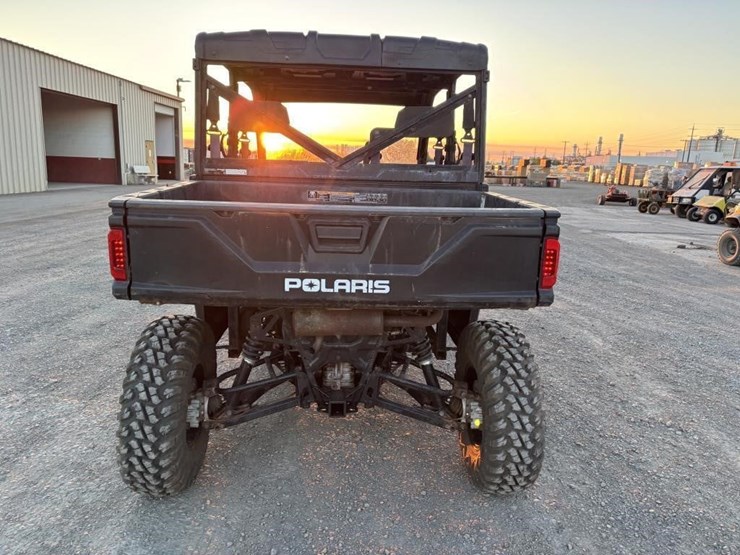 2015-polaris-ranger-crew-image-8