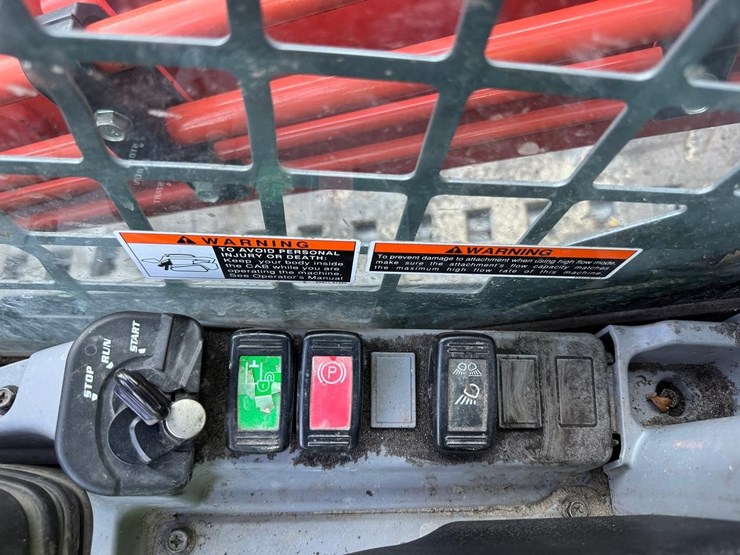 2024-kubota-svl97-2-image-26