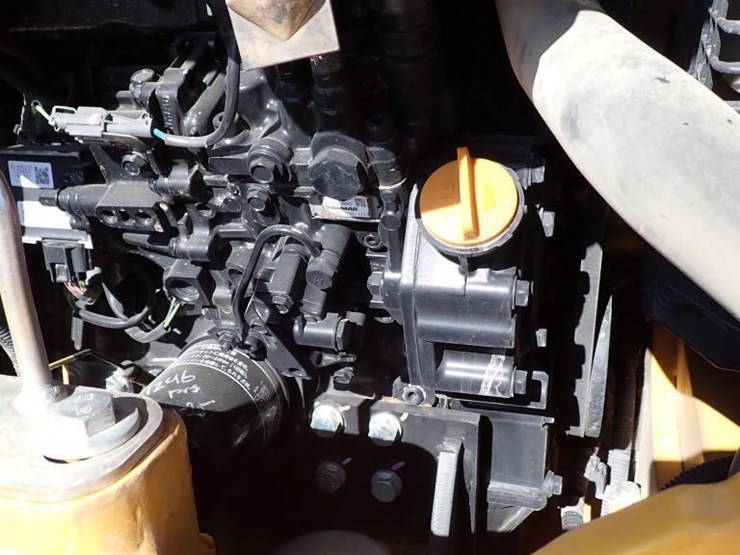 2023-deere-35g-image-16