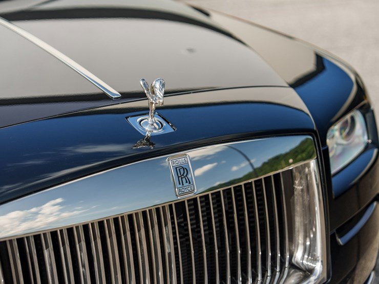 #120-•-offered-at-no-reserve-|-2015-rolls-royce-wraith-coupe-image-24
