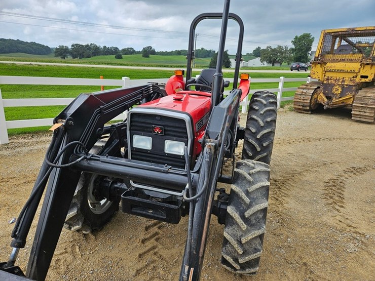 massey-ferguson-263-image-13