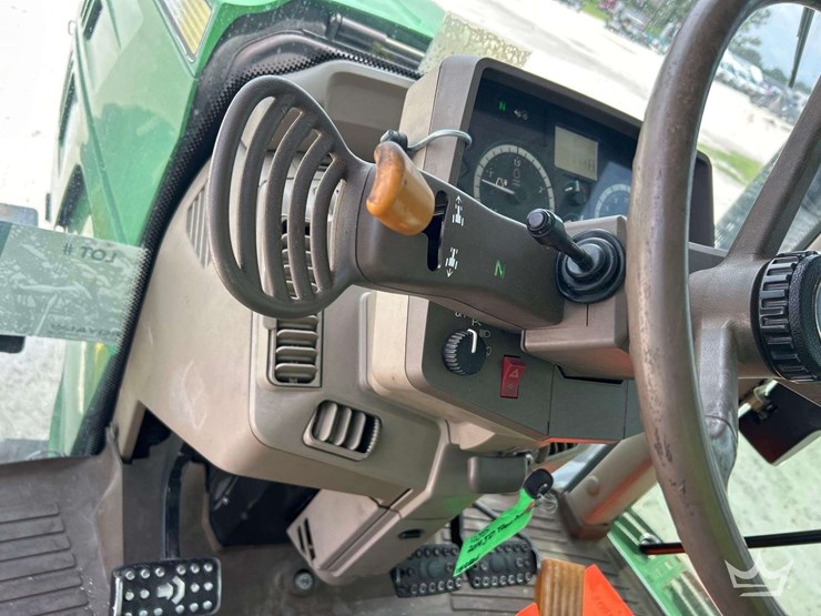 2014-john-deere-6125m-image-20
