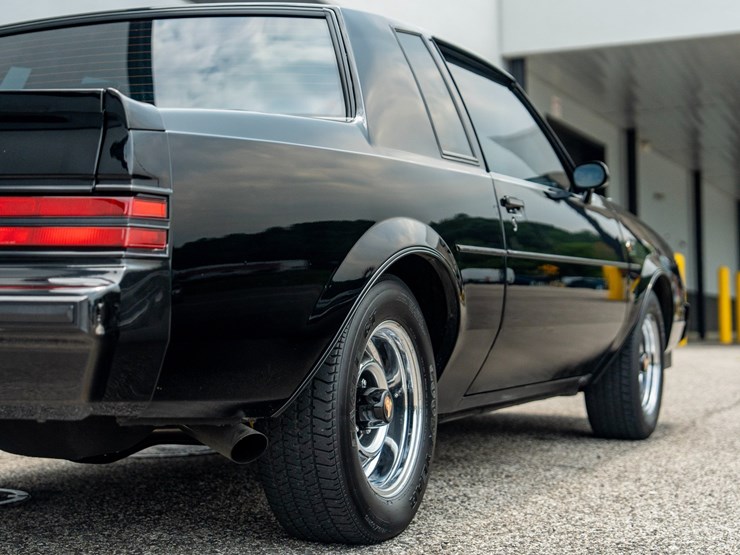 #113-•-1987-buick-grand-national-image-44