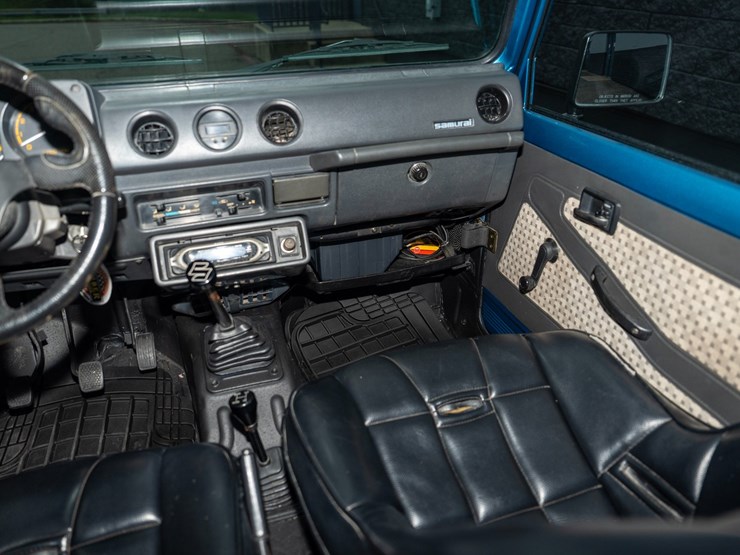 #101-•-offered-at-no-reserve-|-1987-suzuki-samurai-image-52