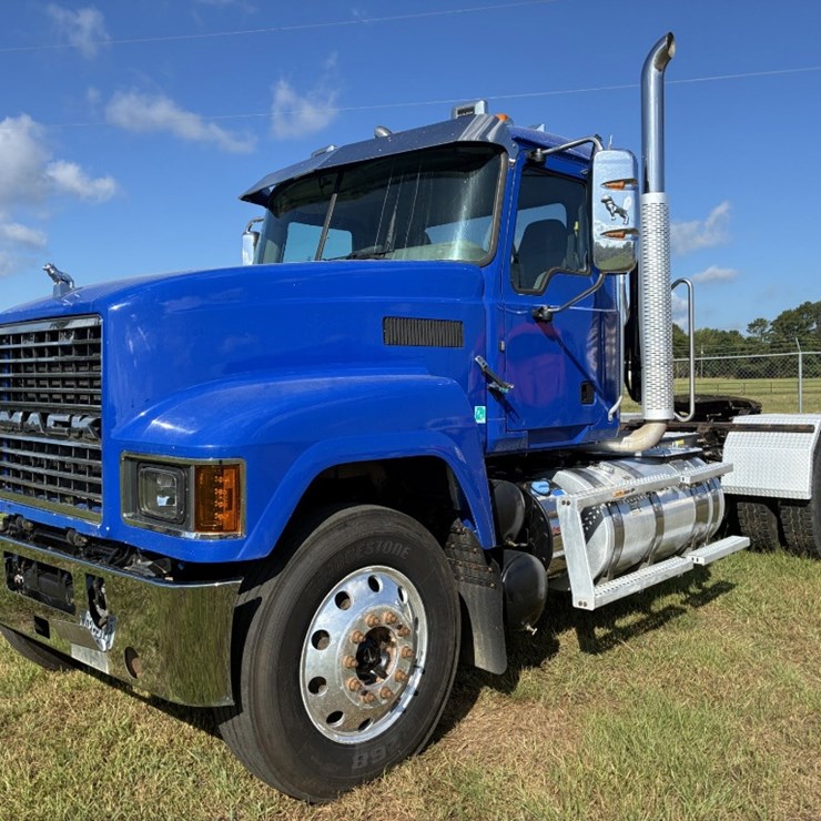 2020 KENWORTH T880