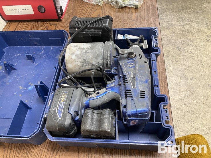 graco-cordless-spray-paint-gun-image-4