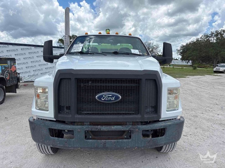 2016-ford-f650-image-55