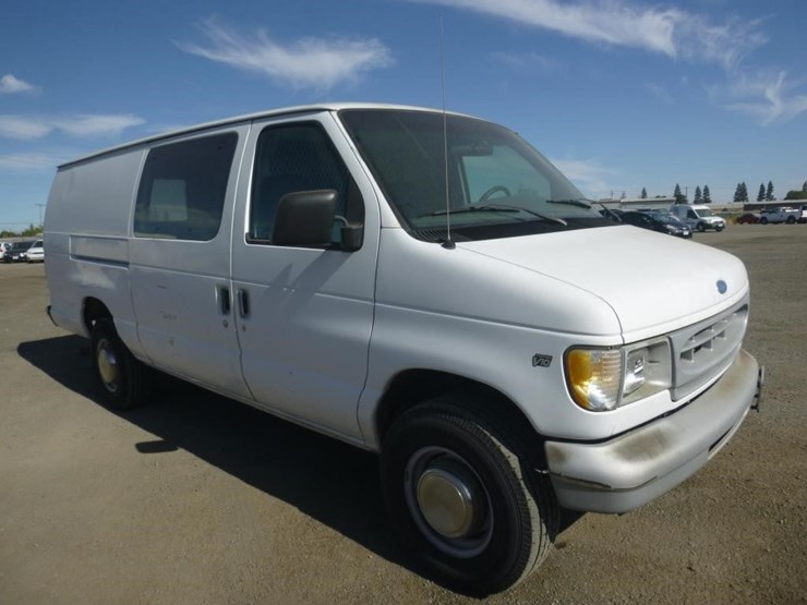 1997-ford-econoline-350-image-2