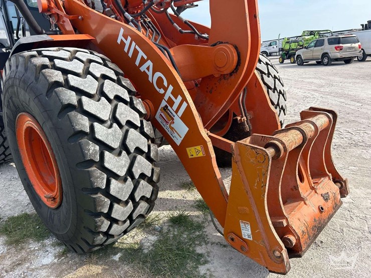 2021-hitachi-zw180-6-image-19
