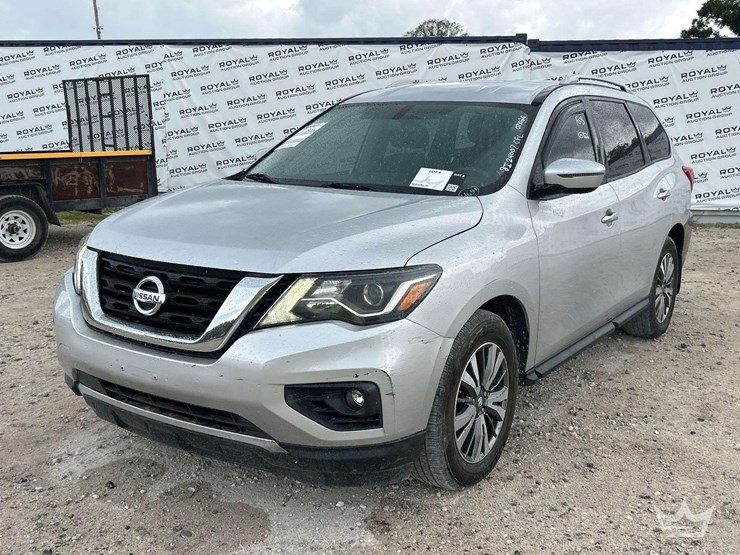 2018-nissan-pathfinder-image-1
