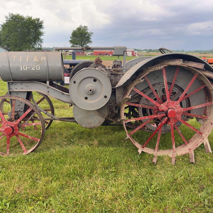 INTERNATIONAL TITAN 10-20