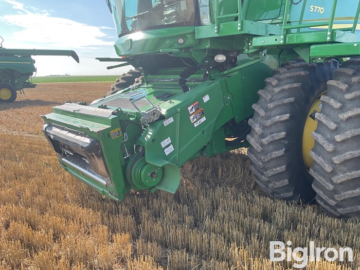 2018-john-deere-s770-image-11