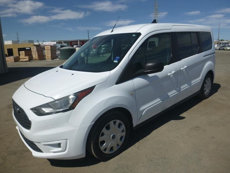 2020-ford-transit-connect-image-1