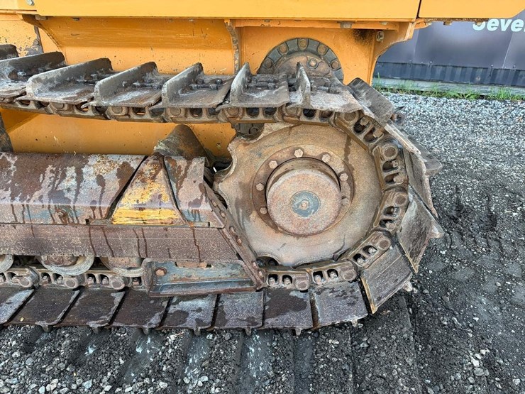 2016-case-850m-lt-image-20