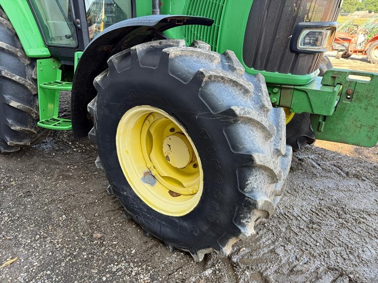 john-deere-6320-image-10