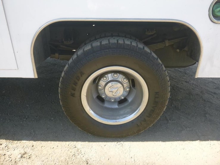 2019-dodge-3500-image-18