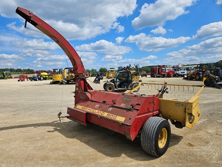 new-holland-900-image-5