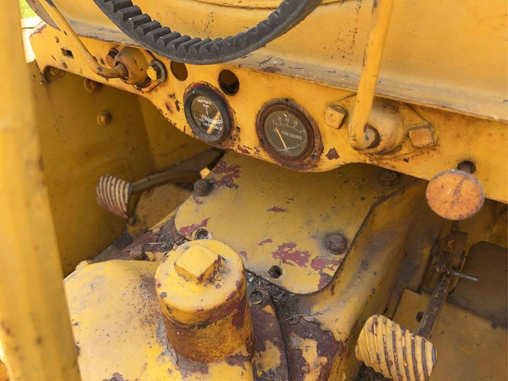 mccormick-deering-t-20-crawler-image-21