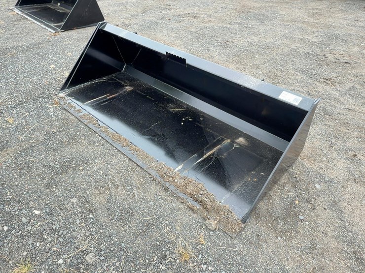 72"-gp-bucket-image-1