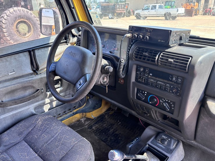 2001-jeep-wrangler-image-5