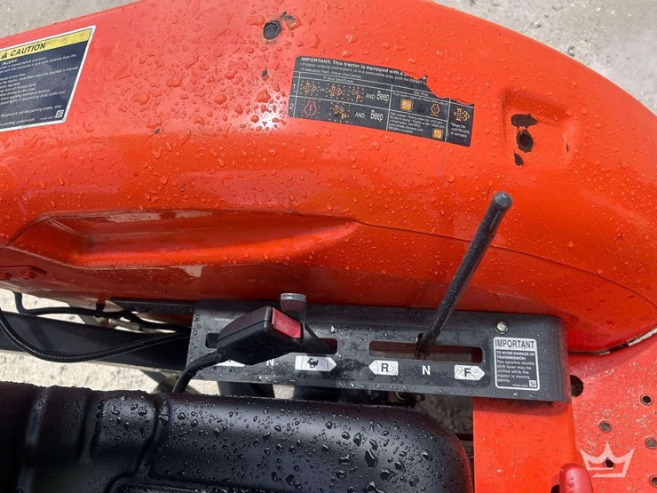 2020-kubota-3901dt-4wd-37hp-utility-loader-tractor-image-9