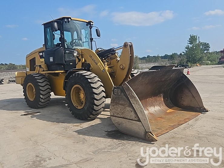 2014-caterpillar-938k-image-8